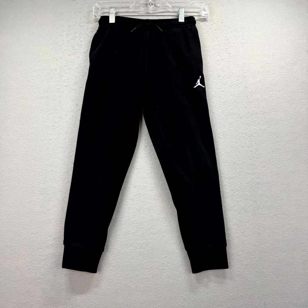 Jordan Essentials Fleece Jogger Pants Boys S Fits 23x21* Black Training Gym Wear